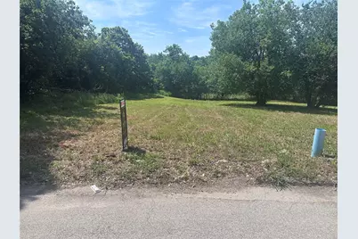 501 W Rio Grande Street, Taylor, TX 76574 - Photo 1