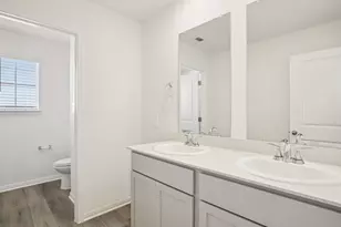 715 Universal Dr, Hutto, TX 78634 - Photo 11