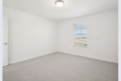 715 Universal Drive, Hutto, TX 78634 - Photo 9