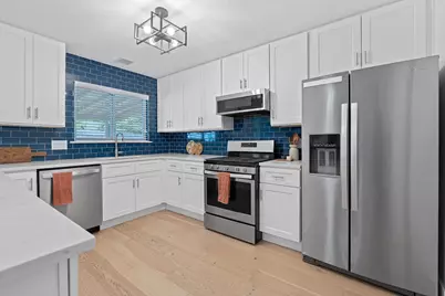 6008 Smith Oak Trail, Austin, TX 78749 - Photo 9