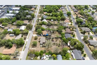 1007 Neans Drive, Austin, TX 78758 - Photo 21