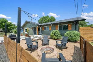 1107 E 17th St, Georgetown, TX 78626 - Photo 5