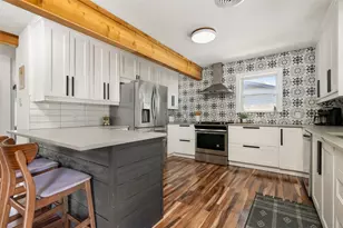 1107 E 17th St, Georgetown, TX 78626 - Photo 17