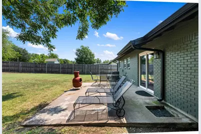 1107 E 17th Street, Georgetown, TX 78626 - Photo 35