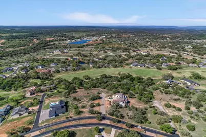 108 Ridgeway, Horseshoe Bay, TX 78657 - Photo 5