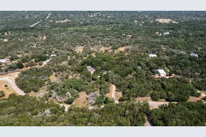 601 Deertrail Drive, San Marcos, TX 78666 - Photo 9