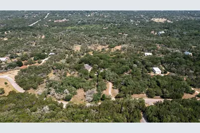 601 Deertrail Drive, San Marcos, TX 78666 - Photo 9