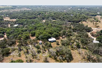 601 Deertrail Drive, San Marcos, TX 78666 - Photo 35