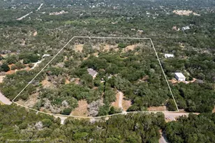 601 Deertrail Dr, San Marcos, TX 78666 - Photo 3