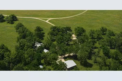 [Address not provided], Luling, TX 78648 - Photo 9