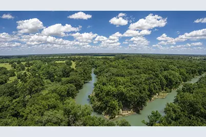 [Address not provided], Luling, TX 78648 - Photo 13