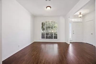 111 N Field Street, Round Rock, TX 78681 - Photo 9