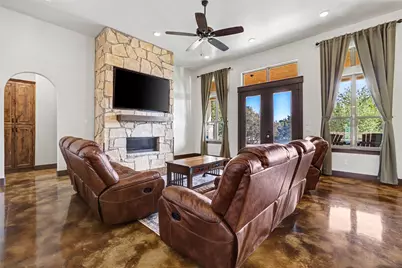 329 Esperanza Petal Pass, Liberty Hill, TX 78642 - Photo 3