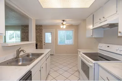 925 Chisholm Cove, Round Rock, TX 78681 - Photo 13