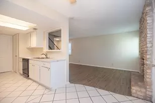 925 Chisholm Cove, Round Rock, TX 78681 - Photo 9