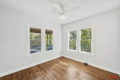 2301 W 10th Street, Austin, TX 78703 - Photo 15