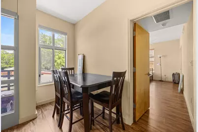 711 W 26th Street #303, Austin, TX 78705 - Photo 11