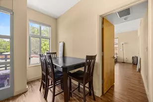 711 W 26th St, Austin, TX 78705 - Photo 11