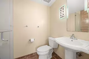 711 W 26th St, Austin, TX 78705 - Photo 21