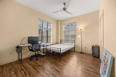 711 W 26th Street #303, Austin, TX 78705 - Photo 15
