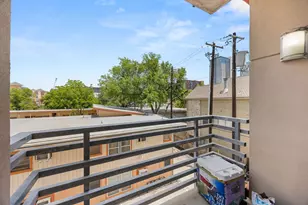 711 W 26th St, Austin, TX 78705 - Photo 23