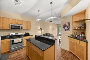 711 W 26th St, Austin, TX 78705 - Photo 27