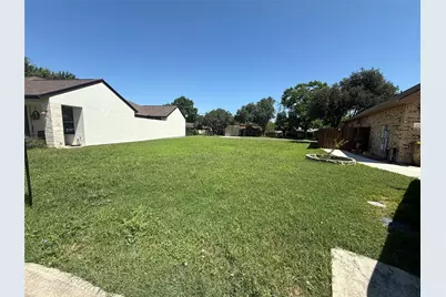 1732 Nordberg, Seguin, TX 78155 - Photo 3