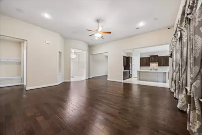 365 Arapaho Drive, Kyle, TX 78640 - Photo 3
