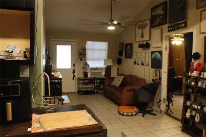 1113 Ebert Avenue, Austin, TX 78721 - Photo 7