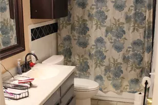 1113 Ebert Ave, Austin, TX 78721 - Photo 13