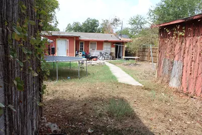 1113 Ebert Avenue, Austin, TX 78721 - Photo 17