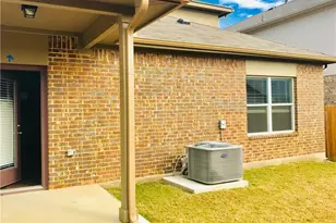 1121 Fairhaven Gtwy, Georgetown, TX 78626 - Photo 27
