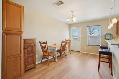 410 S Water Lane, New Braunfels, TX 78130 - Photo 9