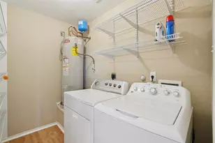 410 S Water Ln, New Braunfels, TX 78130 - Photo 33