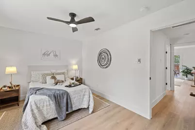 7110 Shadywood Drive, Austin, TX 78745 - Photo 23