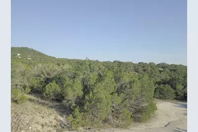 8205 Cactus Bend Cove, Lago Vista, TX 78645 - Photo 15