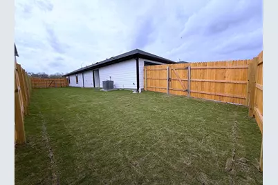 202 Constanza Trail, Bastrop, TX 78602 - Photo 11