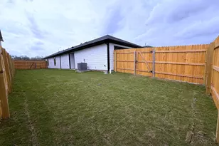 202 Constanza Trl, Bastrop, TX 78602 - Photo 11