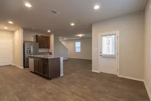 213 Riverhill Cv, Georgetown, TX 78628 - Photo 5