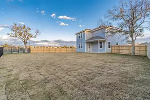 213 Riverhill Cv, Georgetown, TX 78628 - Photo 27