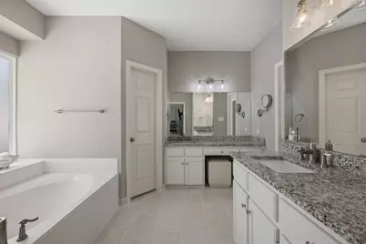 206 Phlox Drive, Lakeway, TX 78734 - Photo 21