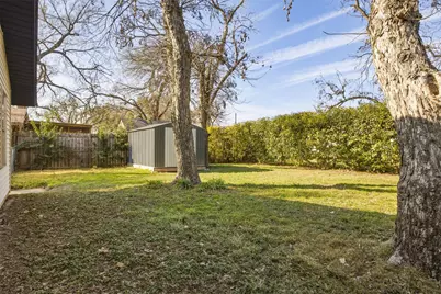 3206 Goodwin Avenue, Austin, TX 78702 - Photo 27