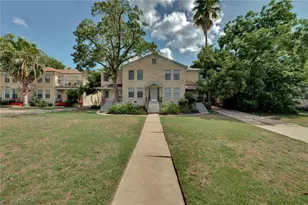 2102 Enfield Rd, Austin, TX 78703 - Photo 3