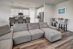 210 Cold Spring Loop, Bastrop, TX 78602 - Photo 9