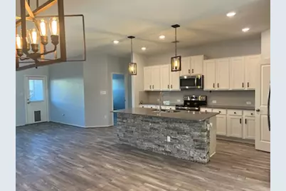 424 Cosmos Lane, Jarrell, TX 76537 - Photo 7