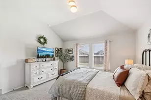 111 Insider Loop, Elgin, TX 78621 - Photo 25