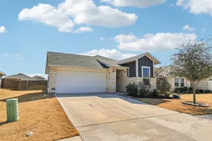 111 Insider Loop, Elgin, TX 78621 - Photo 3