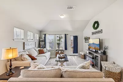 111 Insider Loop, Elgin, TX 78621 - Photo 7