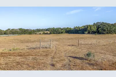 3270 Fm 671, Luling, TX 78648 - Photo 21