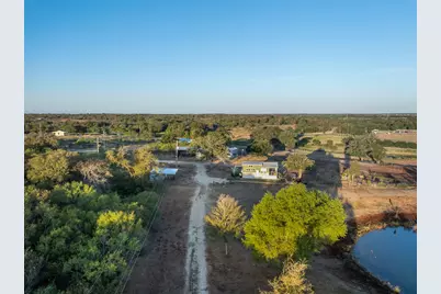 3270 Fm 671, Luling, TX 78648 - Photo 25